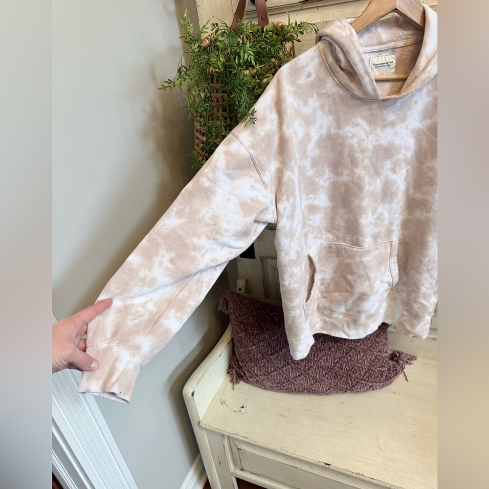 Abercrombie & Fitch Soft Collection Hoodie - Picture 3 of 4